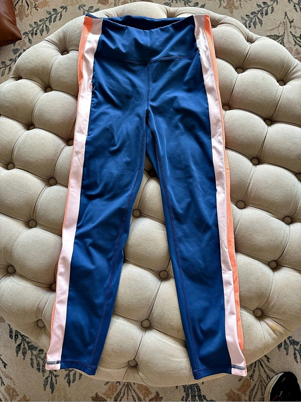 Lilly Pulitzer Luxletic Weekender High Rise Crop Legging Weekender Crop Leggings